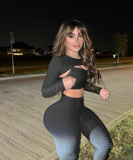 Foto di nudo di fuga di OnlyFans di Sophia Vay