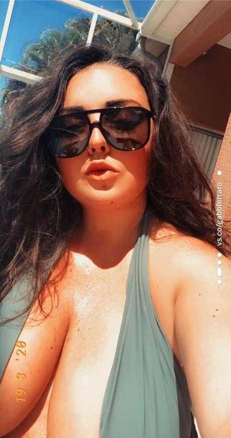 Foto di nudo di fuga di OnlyFans di Gabb Ferraro