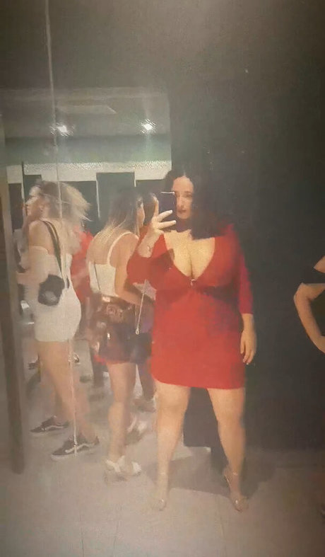 Foto di nudo di fuga di OnlyFans di Maria T