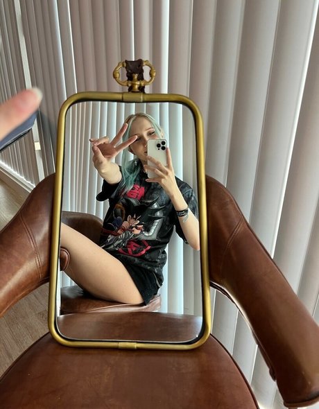Foto di nudo di fuga di OnlyFans di Apollolol