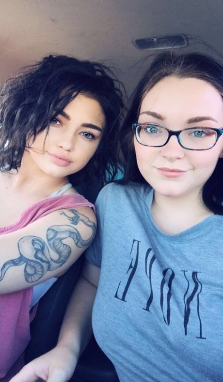 Foto di nudo di fuga di OnlyFans di Xxxodddarcy