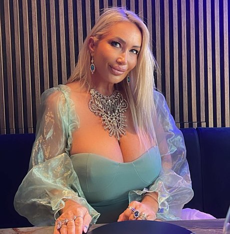 Mara Traversi