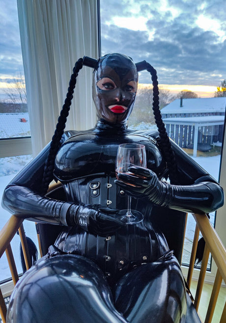 Foto di nudo di fuga di OnlyFans di Mizzpdk
