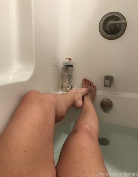 Foto di nudo di fuga di OnlyFans di Lilsmirk