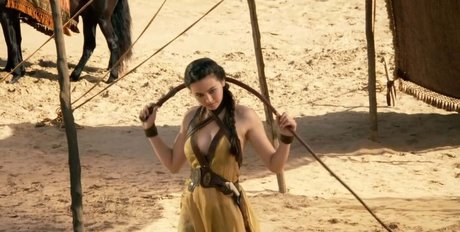 Foto di nudo di fuga di OnlyFans di Jessica Yu Li Henwick
