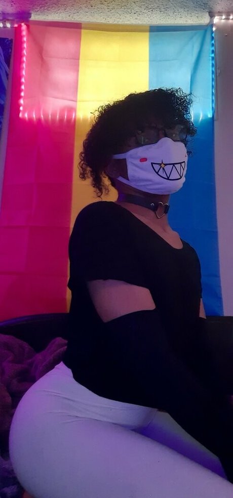 Foto di nudo di fuga di OnlyFans di Gassyzen