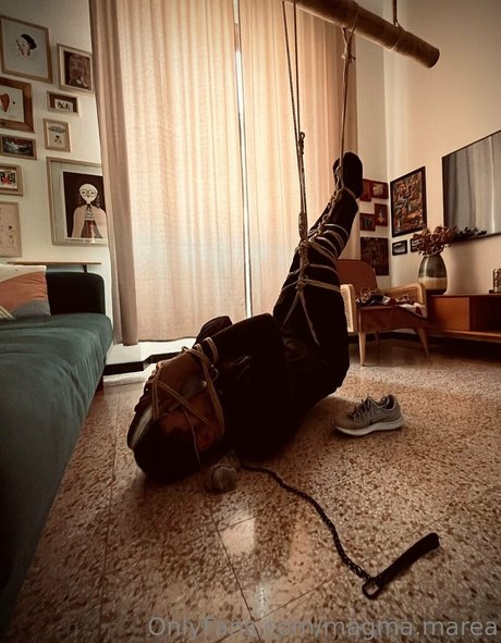 Foto di nudo di fuga di OnlyFans di Magmamarea