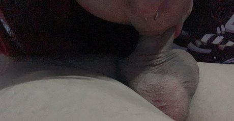 Foto di nudo di fuga di OnlyFans di Hotgiirlbummer
