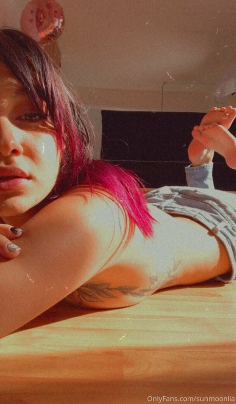 Foto di nudo di fuga di OnlyFans di Sunmoonlia