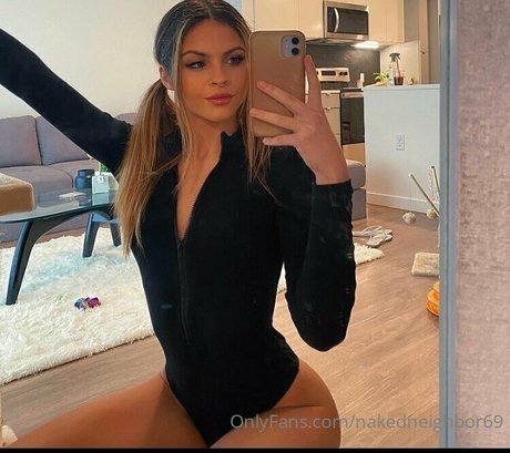 Foto di nudo di fuga di OnlyFans di Kendrathomas18