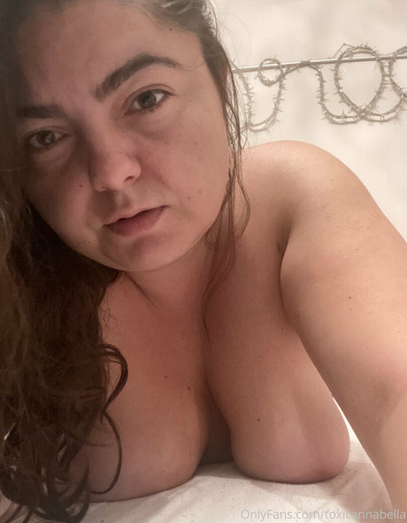 Foto di nudo di fuga di OnlyFans di Toxicannabella