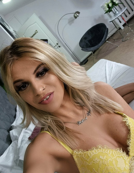 Foto di nudo di fuga di OnlyFans di Hannahbrooks1