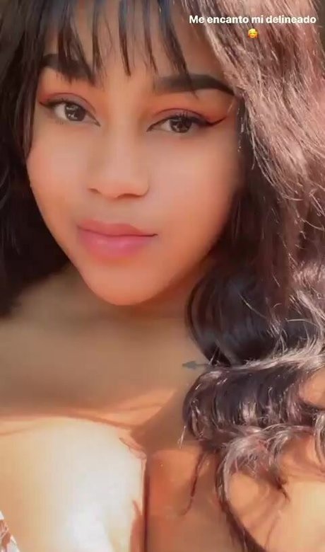 Foto di nudo di fuga di OnlyFans di Dayanis Gisell