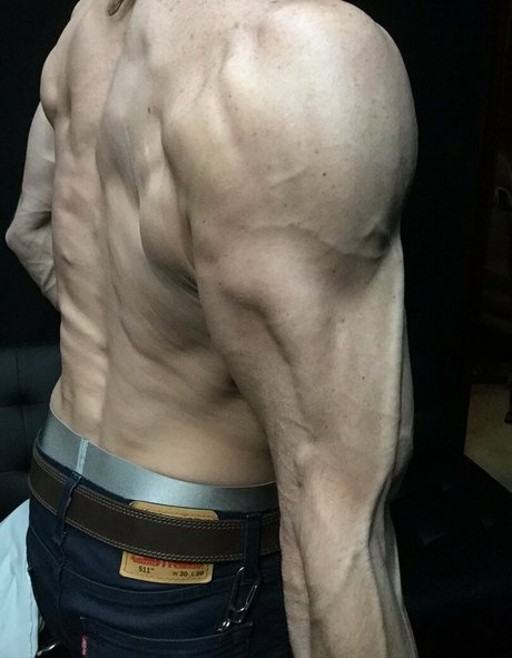 Foto di nudo di fuga di OnlyFans di Cbadonis