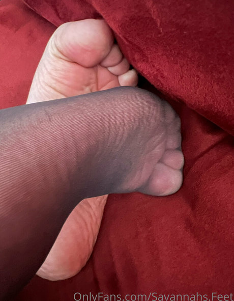 Foto di nudo di fuga di OnlyFans di Savannahsfeet