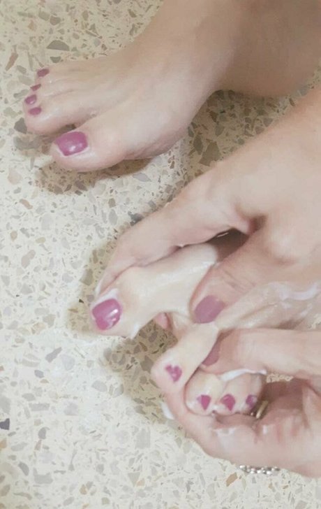 Foto di nudo di fuga di OnlyFans di Lovfetish