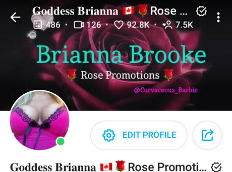 Foto di nudo di fuga di OnlyFans di Curvaceousbarbie