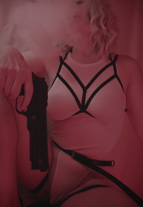 Foto di nudo di fuga di OnlyFans di Merliplays