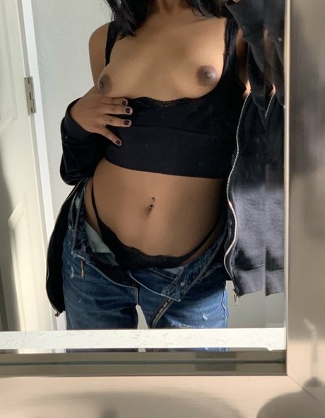 Foto di nudo di fuga di OnlyFans di Paintjunkbunny