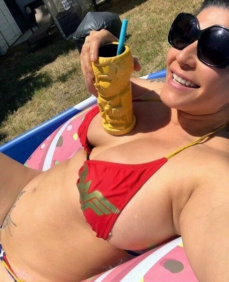 Foto di nudo di fuga di OnlyFans di Shelly Martinez