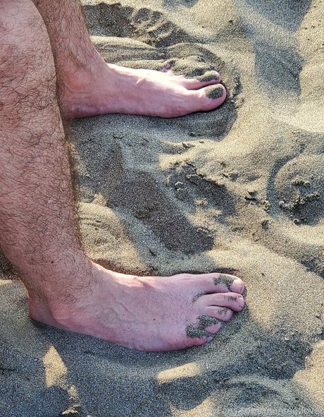 Foto di nudo di fuga di OnlyFans di Menfeetlover