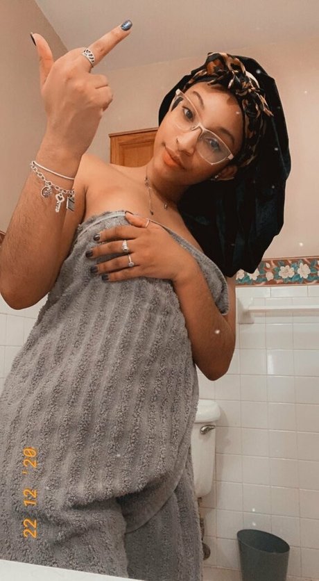 Foto di nudo di fuga di OnlyFans di Pinkcash118
