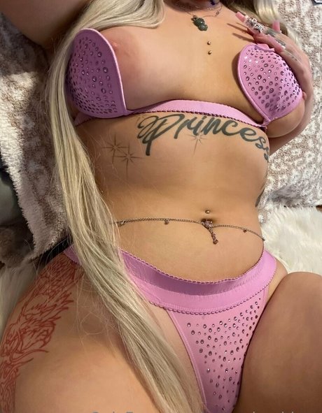 Foto di nudo di fuga di OnlyFans di Goyardgoddess