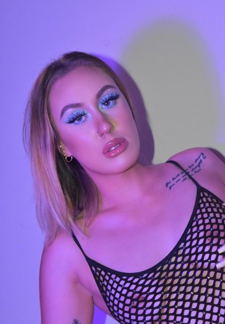 Foto di nudo di fuga di OnlyFans di Imanyyyy