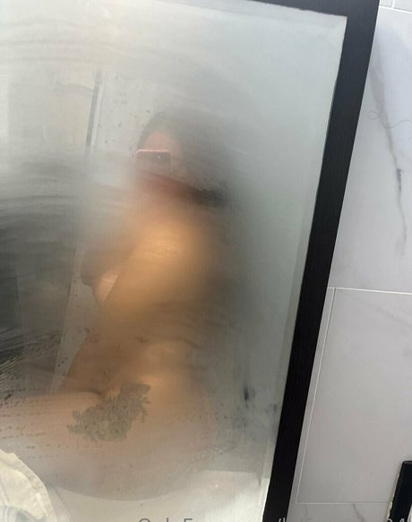 Foto di nudo di fuga di OnlyFans di Latinacake24