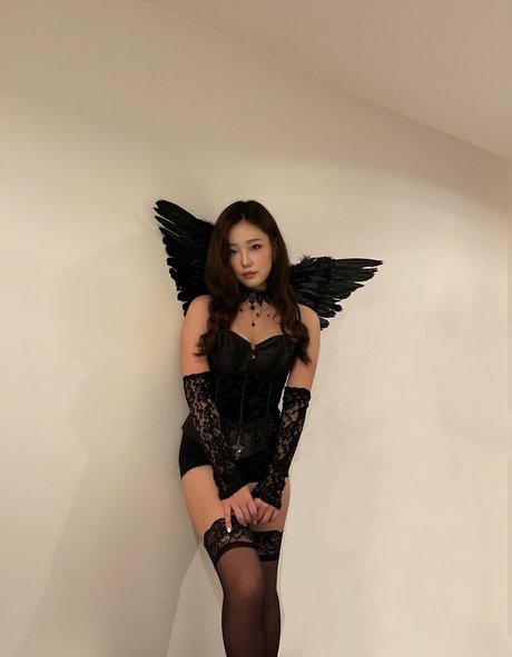 Foto di nudo di fuga di OnlyFans di Hyojeong