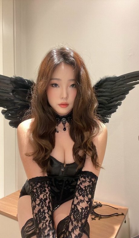 Foto di nudo di fuga di OnlyFans di Hyojeong