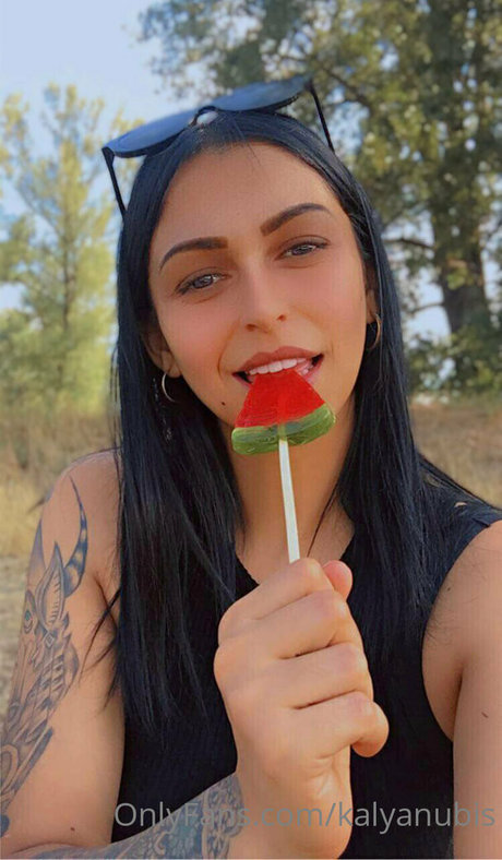 Foto di nudo di fuga di OnlyFans di Kalyanubis