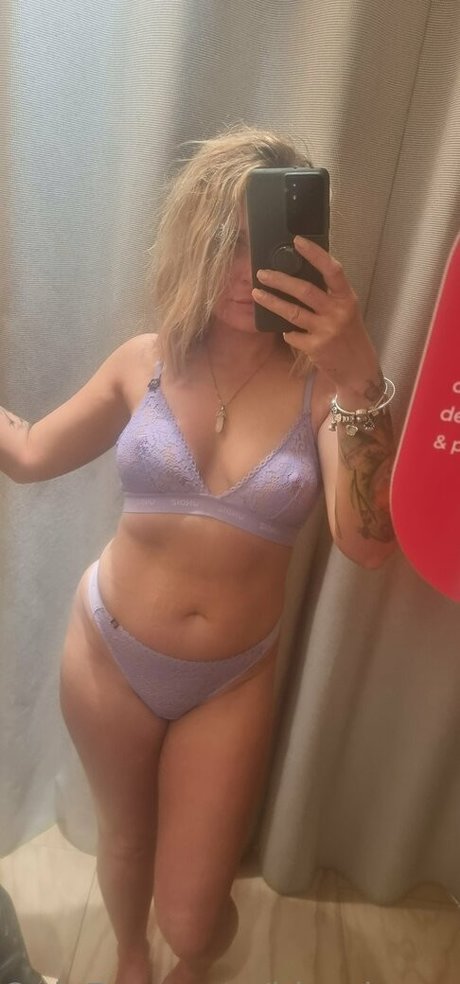 Blondestephxx