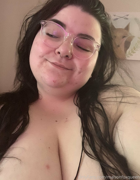 Foto di nudo di fuga di OnlyFans di Maisonfoxqueen