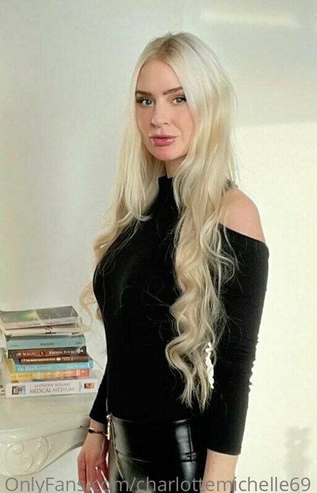 Foto di nudo di fuga di OnlyFans di Charlottemichelle69