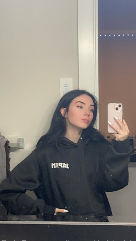 Brunettebhabie