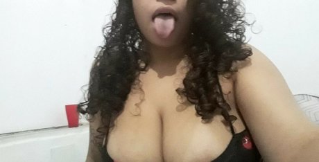 Foto di nudo di fuga di OnlyFans di Luamrvp