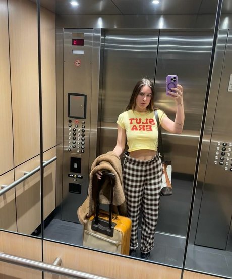 Foto di nudo di fuga di OnlyFans di Scout Willis