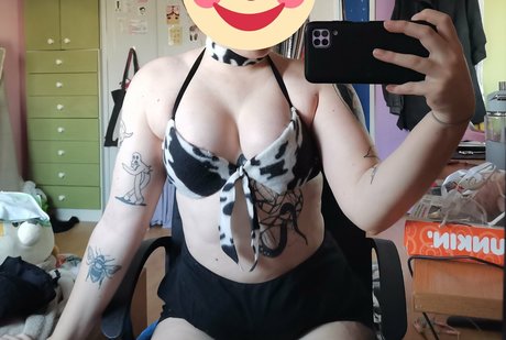 Foto di nudo di fuga di OnlyFans di Mossfairy