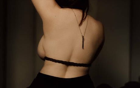 Foto di nudo di fuga di OnlyFans di Tarathewitchvip