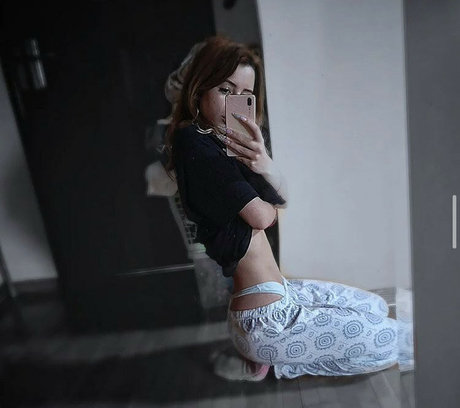 Foto di nudo di fuga di OnlyFans di Luckylexi