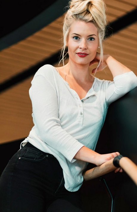 Foto di nudo di fuga di OnlyFans di Laura Nieminen