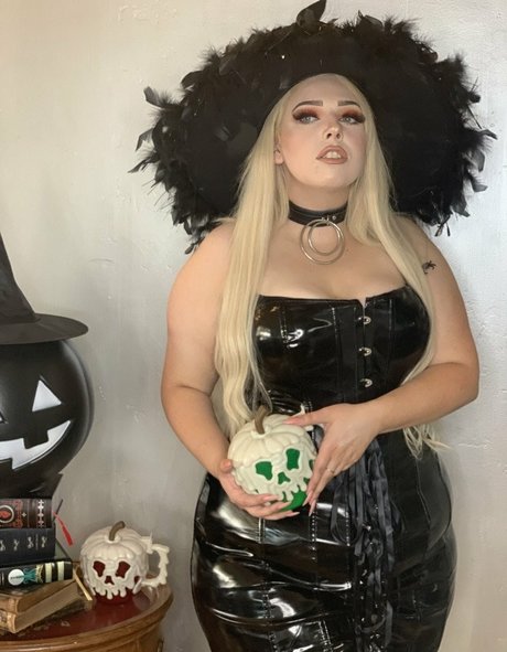 Pixiechickxoxo