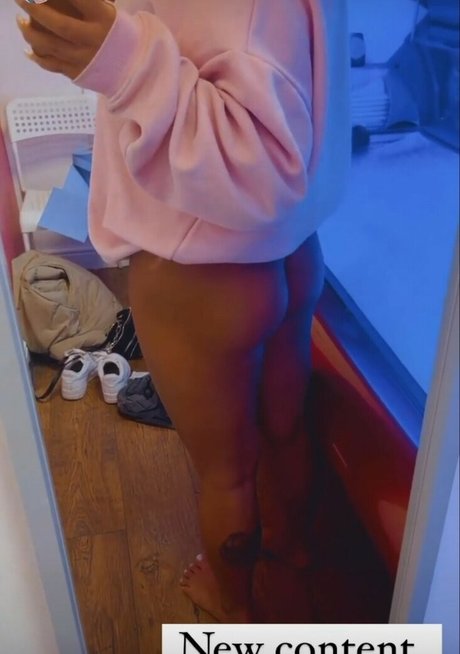 Foto di nudo di fuga di OnlyFans di Raejohn44