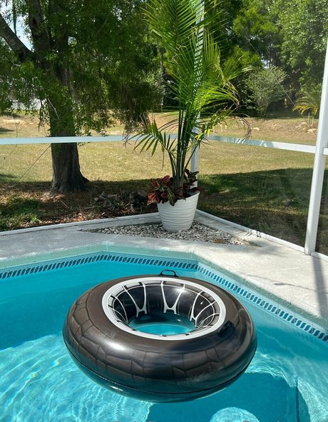 Foto di nudo di fuga di OnlyFans di Inflatebuster