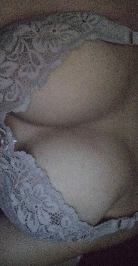 Foto di nudo di fuga di OnlyFans di Gostosas Vazadas