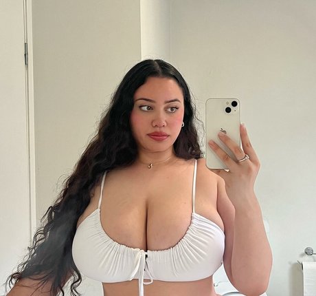 Foto di nudo di fuga di OnlyFans di Carragh