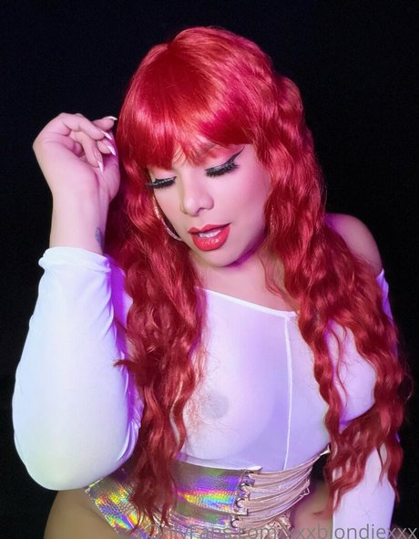Foto di nudo di fuga di OnlyFans di Xxxblondiexxx