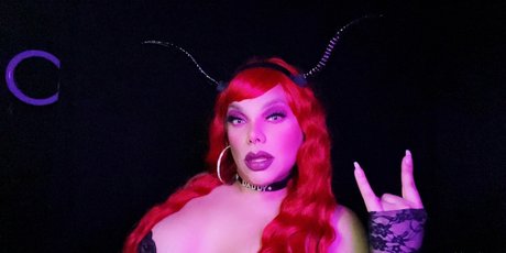 Xxxblondiexxx