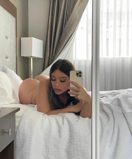 Foto di nudo di fuga di OnlyFans di Anicejewishgirl